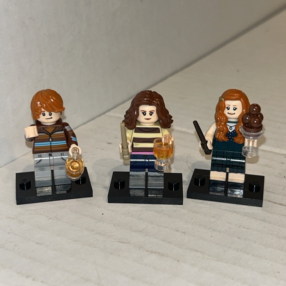 LEGO 2020 Ron, Ginny, Hermione minifigures Harry Potter CMF Series 2 Butterbeer